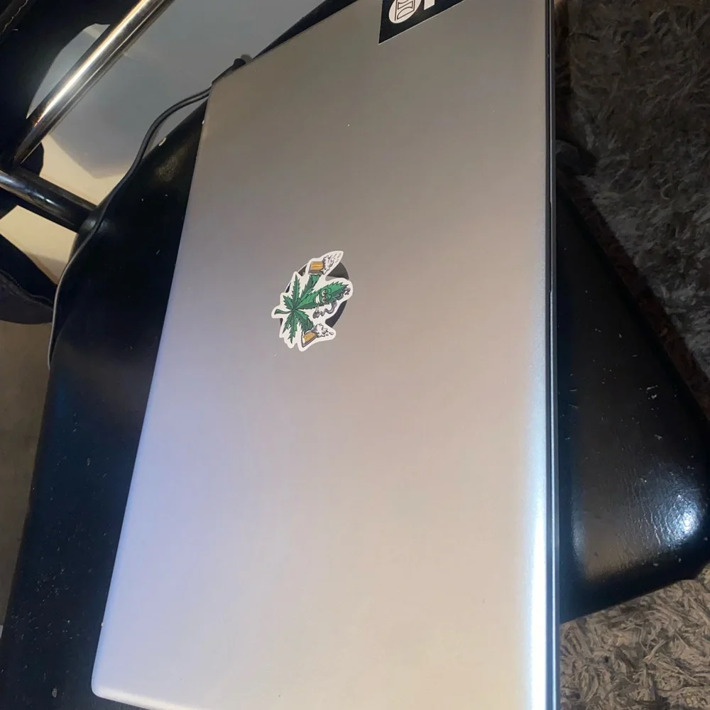 HP Silver Laptop 17.5 intel touchscreen